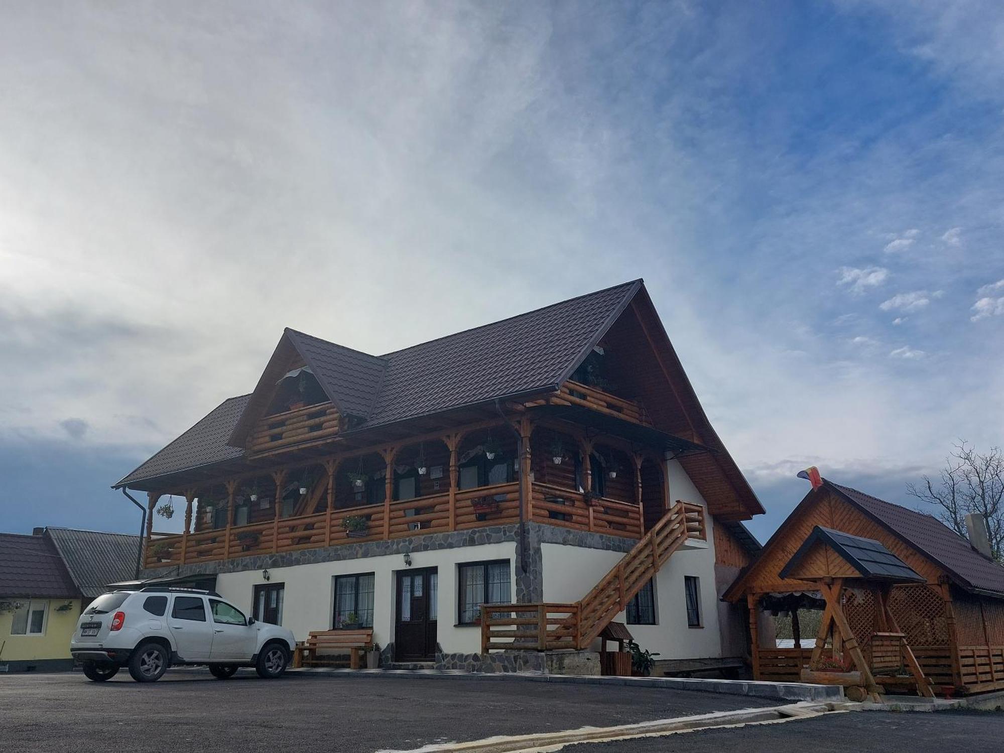Pensiune Agroturistica "Casa Teodora" Budesti  ภายนอก รูปภาพ