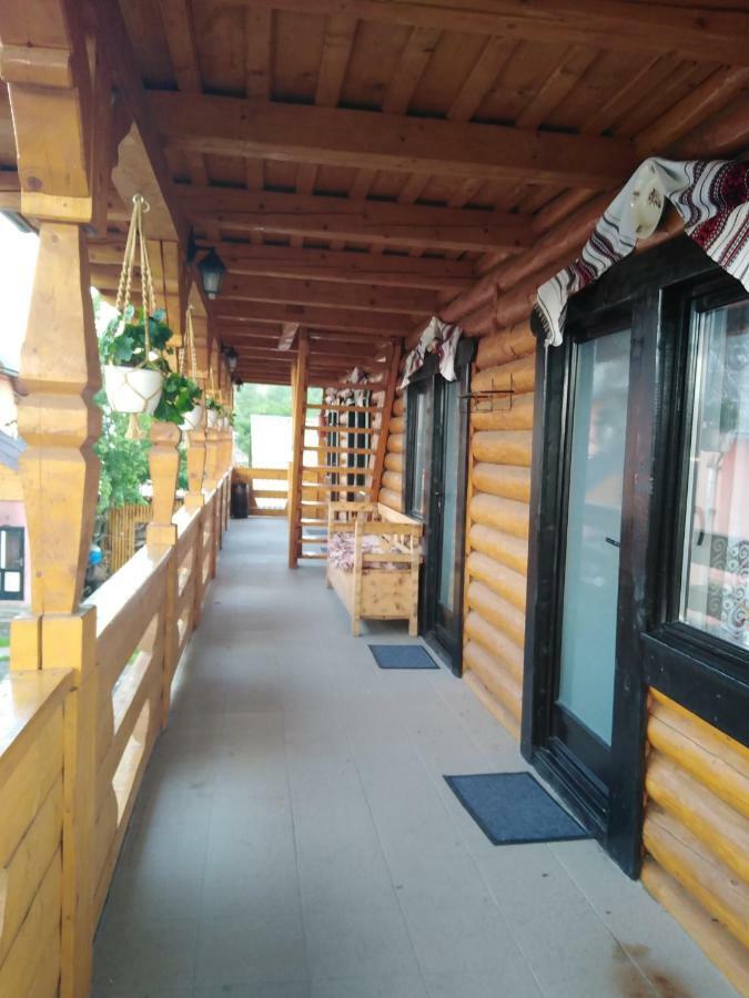 Pensiune Agroturistica "Casa Teodora" Budesti  ภายนอก รูปภาพ